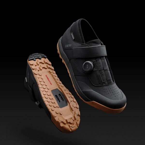 Sapato BTT Shimano GE9HS Volume Trail Fast 44 preto - Image 8