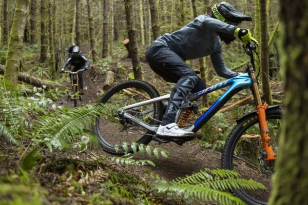 Sapato BTT Shimano GE9HS Volume Trail Fast 44 preto - Image 11
